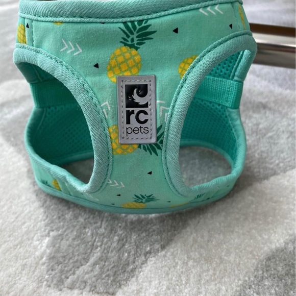 RC Pets Product - Pineapple Hook & Loop Mesh Harness - Picture 5 of 6